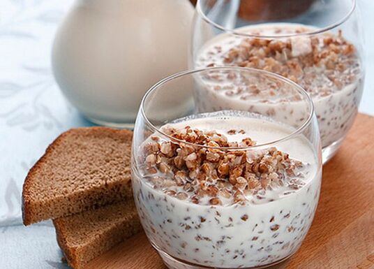bubur soba sareng kefir pikeun ngirangan beurat awak