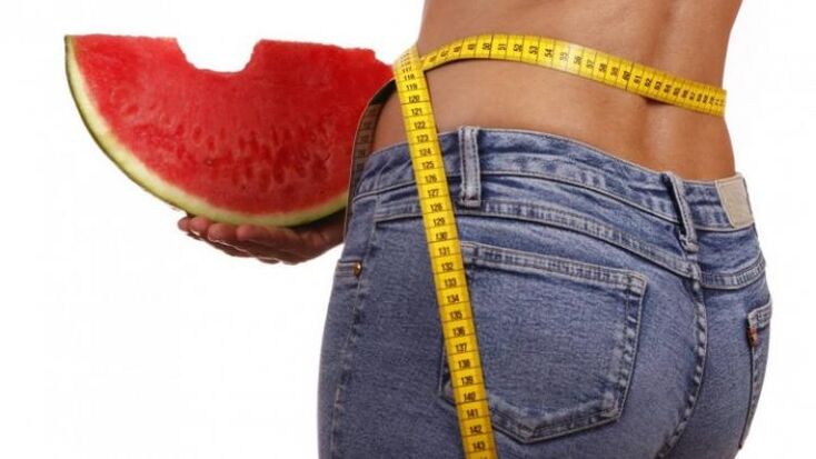 kaleungitan beurat dina diet samangka
